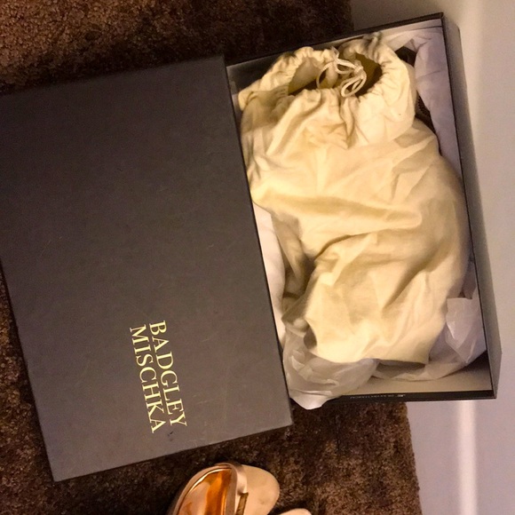 Badgley Mischka - Picture 2 of 3